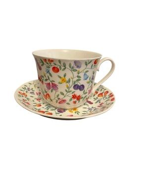 Elegance Fine Bone China Floral Teacup and Saucer Set Made in England 1996